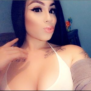 Meet your Posher, Destiny